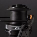 Carrete Cinnetic Sky Line Surf DS 7000 CRBK disponible en tienda