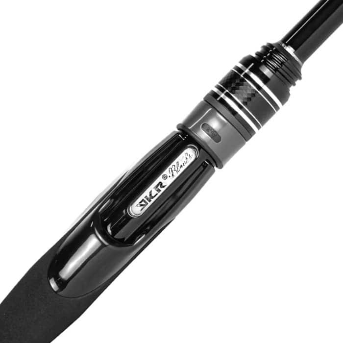 Detalle del blank de la caña YKR Punchdark 762 M Gray Edition de spinning