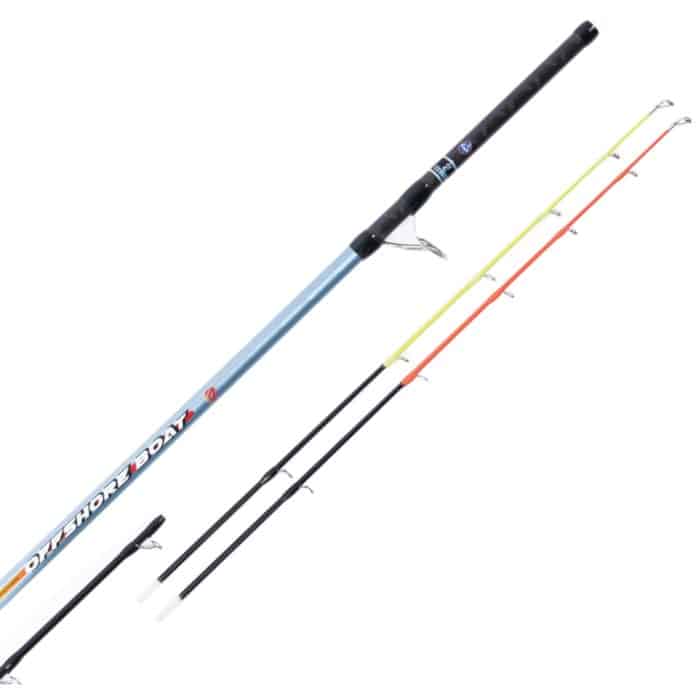 Detalle de las anillas Fuji y porta carretes DPS de la Hydra Offshore Boat 270