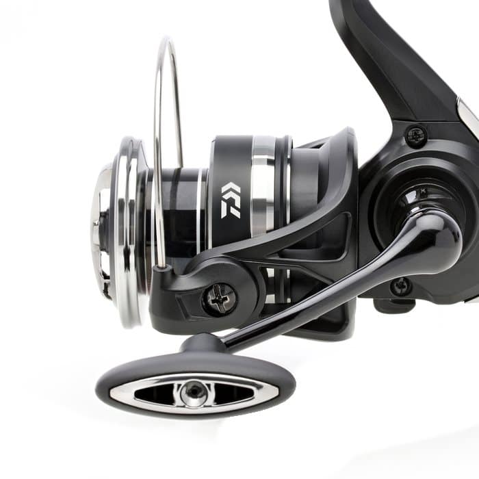Carrete de spinning Daiwa RZ 25 3000 CXH para eging